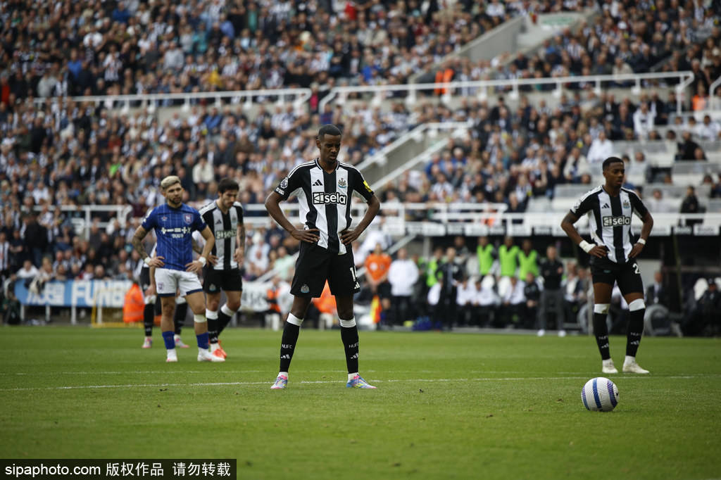 破重围并立 破重围并立