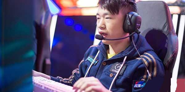 他用行动证 他用行动证